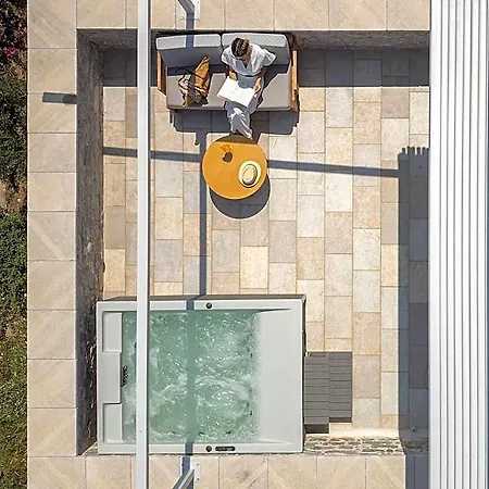 Trapela Limeni Luxury Ξενοδοχείο