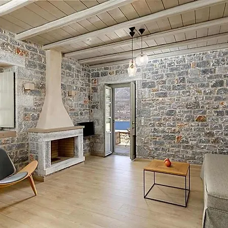 Hotel Trapela Limeni Luxury Koita