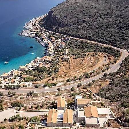 Ξενοδοχείο Trapela Limeni Luxury Κοίτα