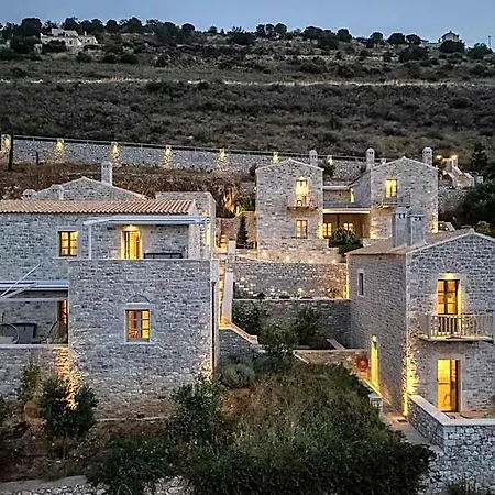 Trapela Limeni Luxury Hotel Koita